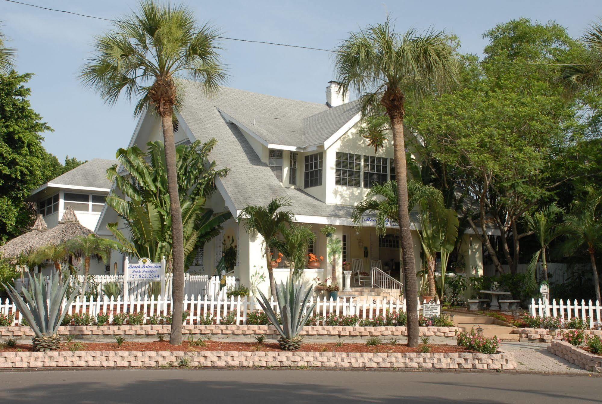 Beach Drive Inn Сент-Питерсберг Экстерьер фото